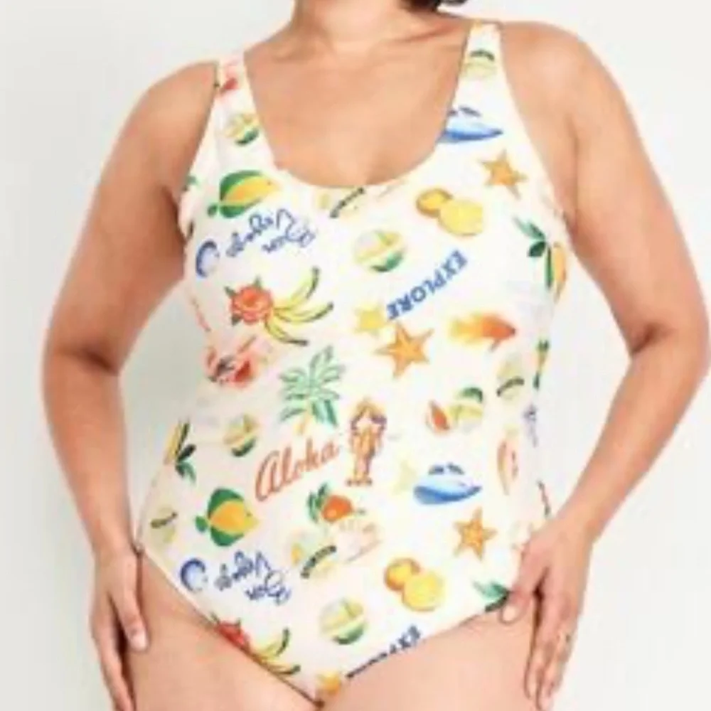 NWOT Old Navy Vacation Graphics One Piece Swimsuit Size 2X